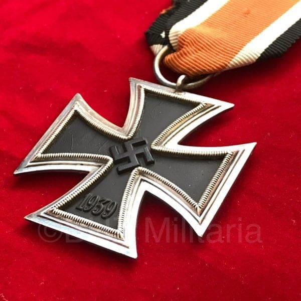 IJzeren Kruis 2. Klasse 1939 aan Oranje Lint