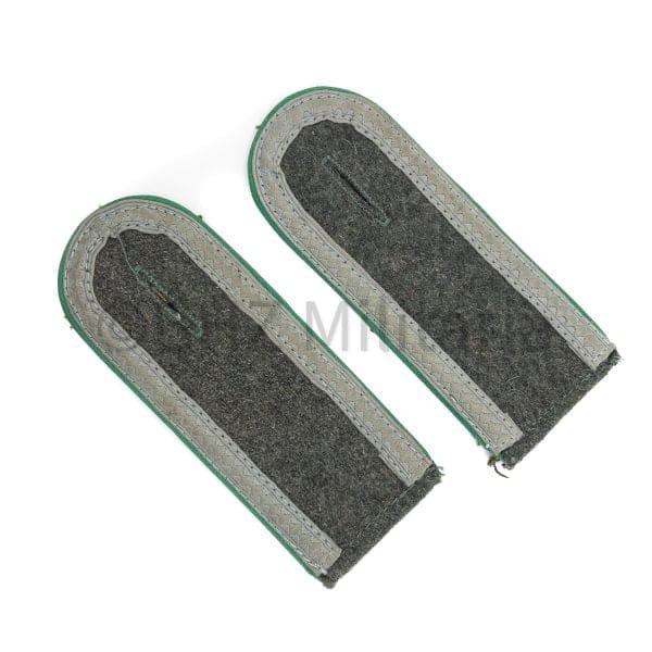 Schulterklappen Oberjäger der Gebirgsjäger