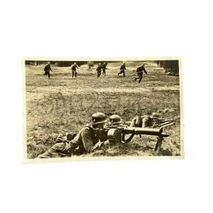 Unsere Wehrmacht - MG in feuerstellung beim Sturmangriff