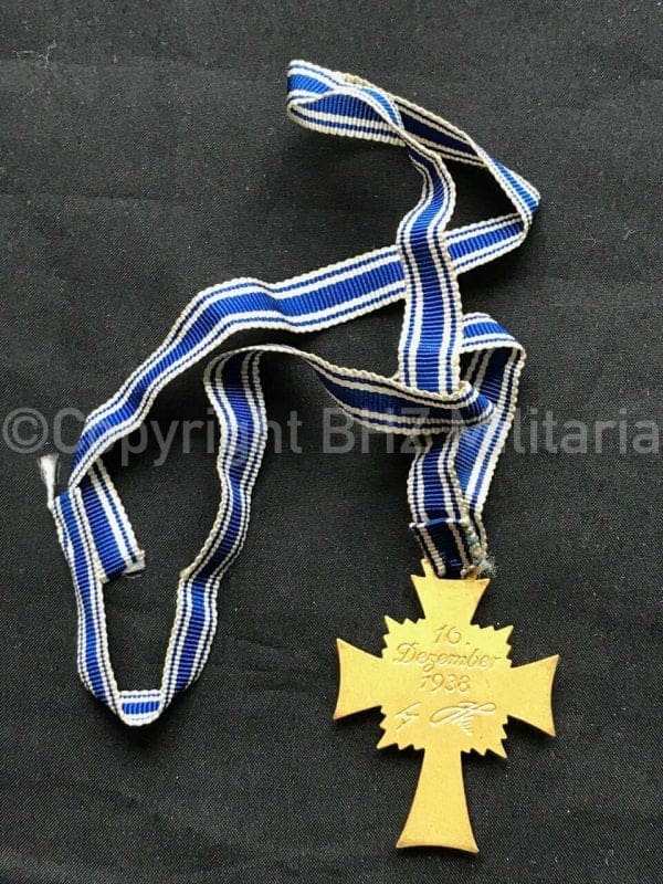 Ehrenkreuz der Deutschen Mutter 1. Stufe – Goud