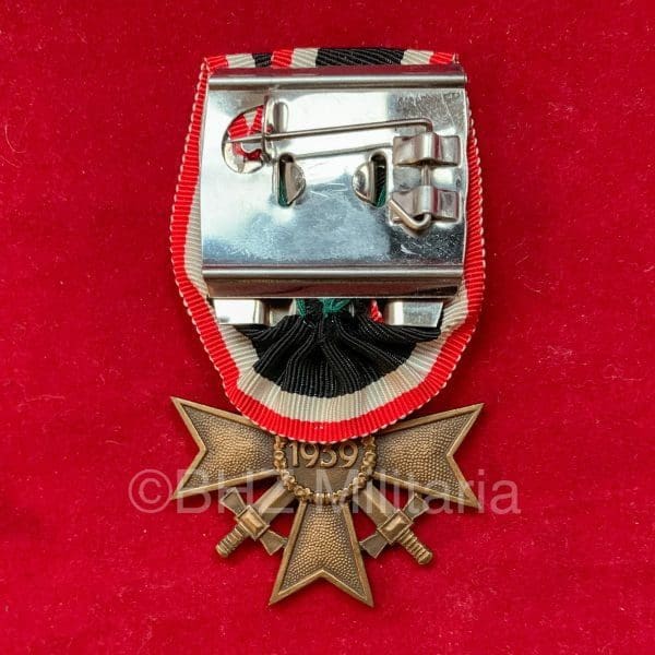 Einzelspange Kriegsverdienst Kreuz 2. Klasse mit Schwertern