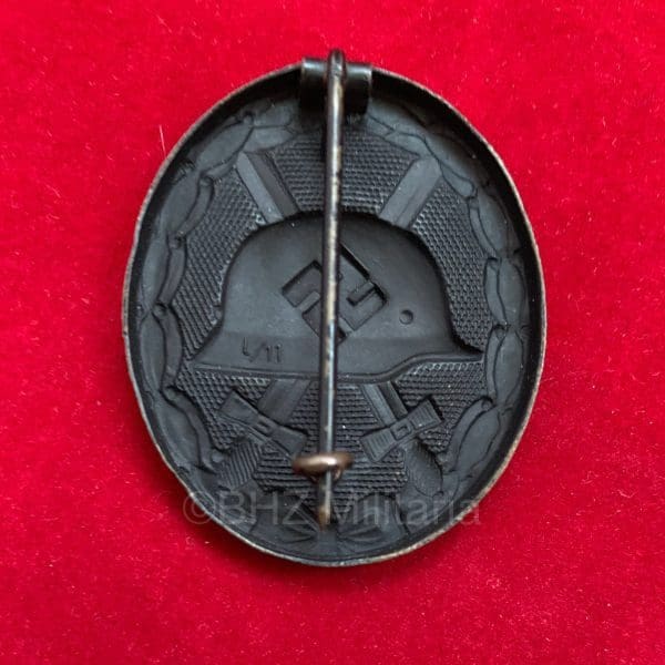 Verwundentenabzeichen 1939 zwart L/11 - Wilhelm Deumer