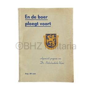 En de boer ploegt voort