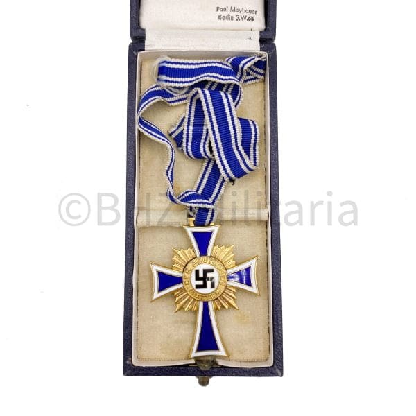 Mutterkreuz Gold Paul Meybauer mit Urkunde
