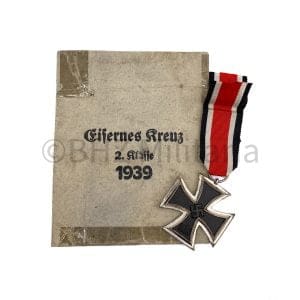 IJzeren Kruis 2e Klasse Walter & Henlein met Zakje