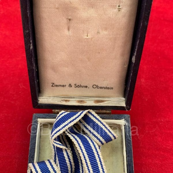 Gouden Moederkruis met Oorkonde en Reichbundes Deutsche Familie
