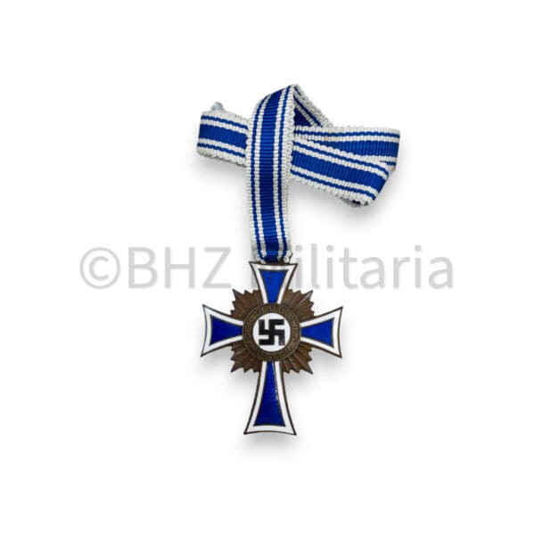 Mutterkreuz Brons in originele verpakking