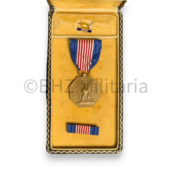 soldiers medal in etui