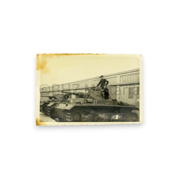 besitzzeugnis 2e stufe panzerkampfabzeichen silber met foto's en brief 14