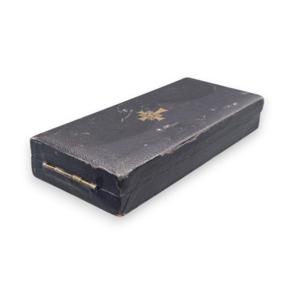 mutterkreuz in gold in box alfred stübbe berlin