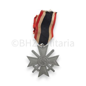 kriegsverdienstkreuz 2. klasse 1939 mit schwertern "10" förster & barth