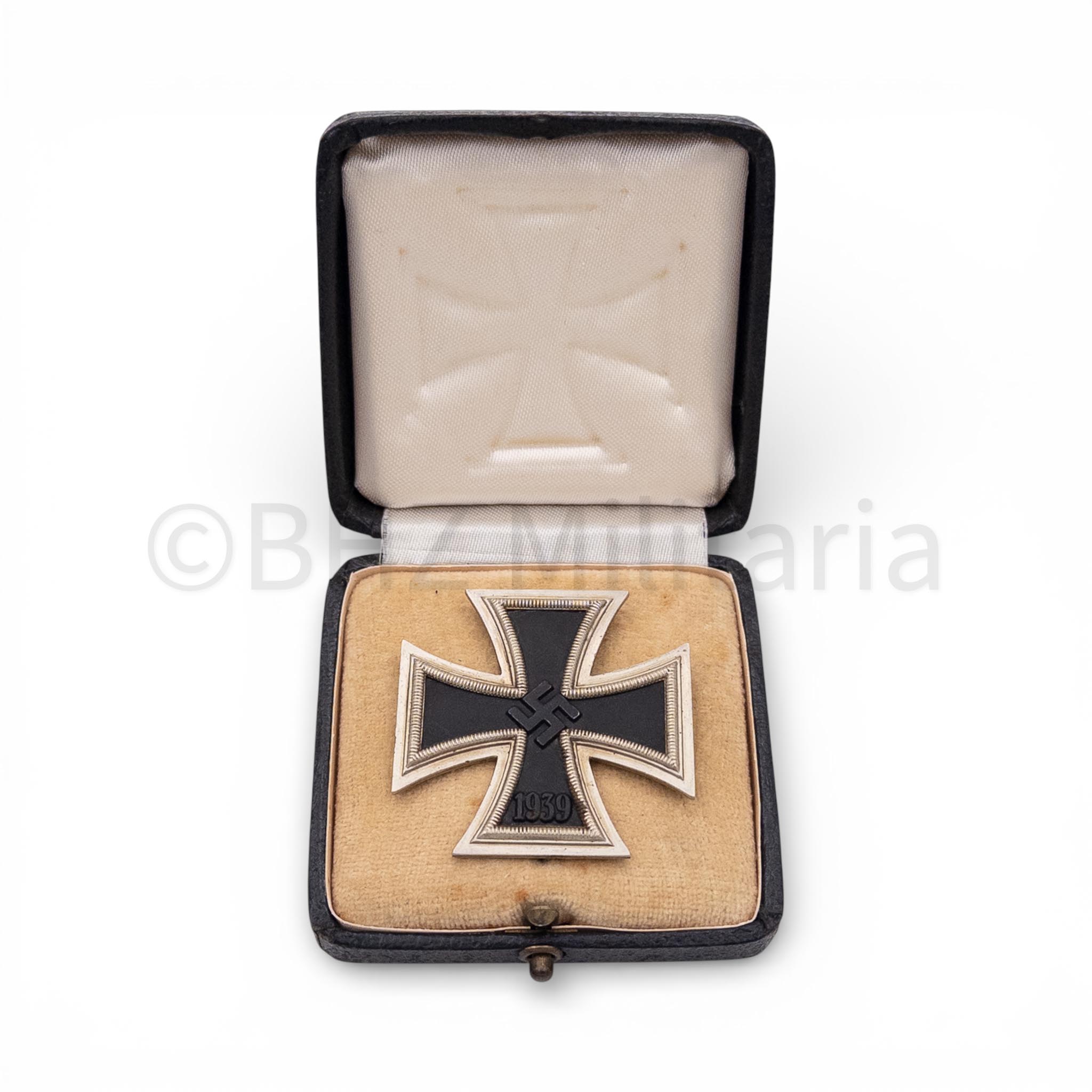 Origineel IJzeren Kruis 1e Klasse 1939 in etui L/15 – Otto Schickle