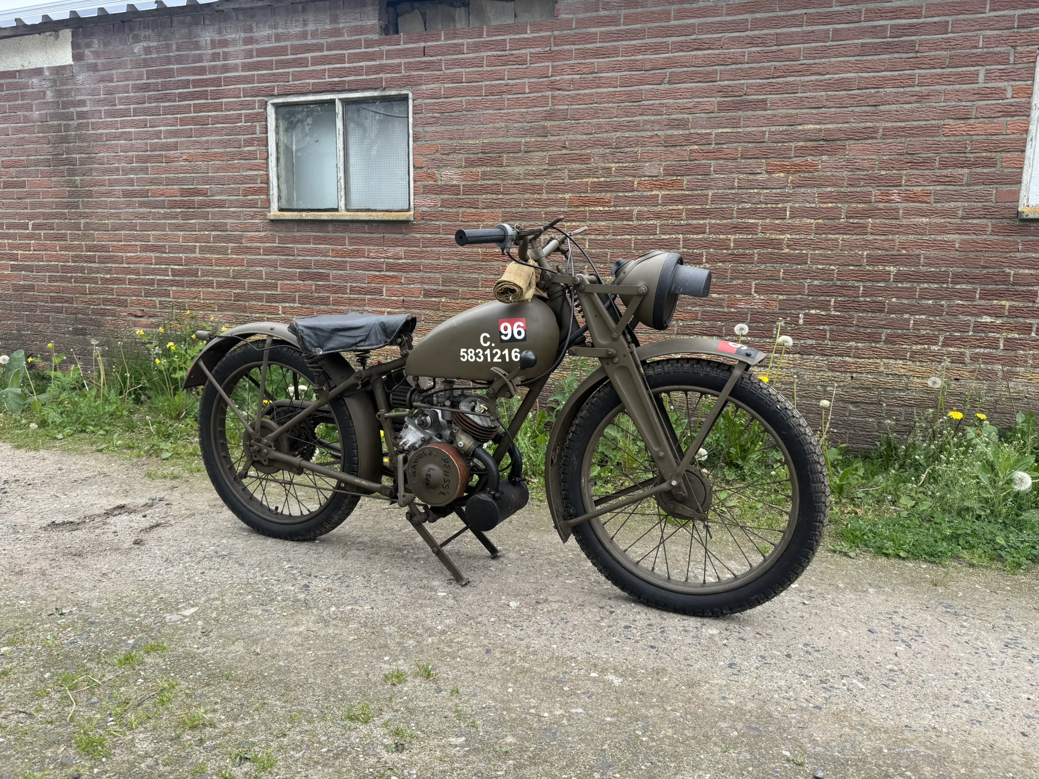 British James ML 1944 ML67xx (5)