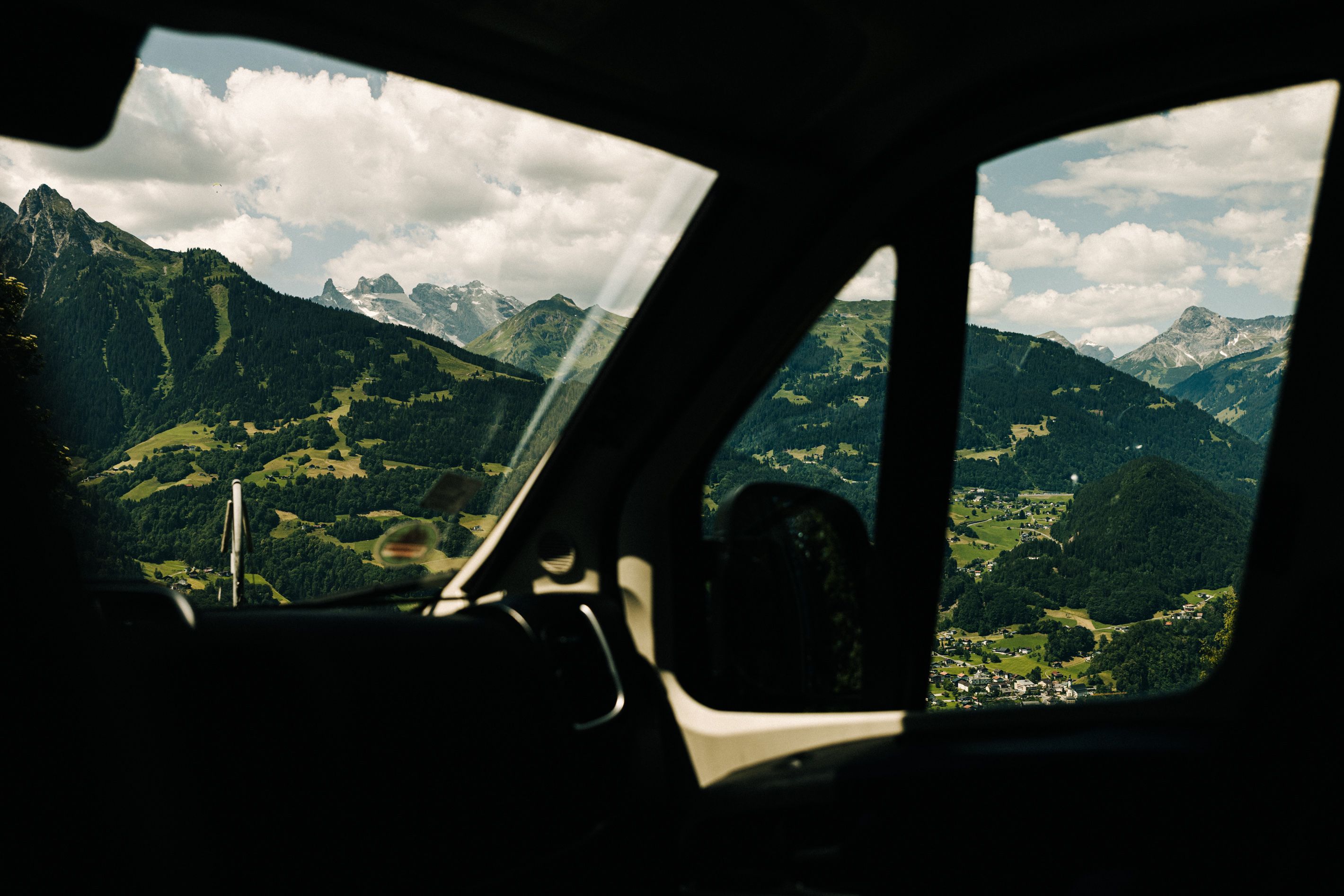 Blick aus dem Malibu Van auf Montafon