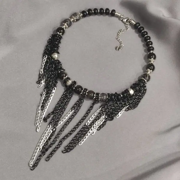 Black Queen necklace. Top view