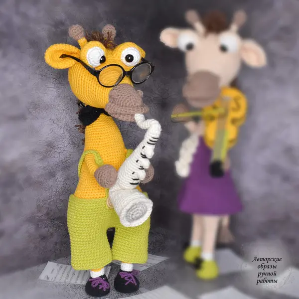 Giraffe with saxophone Author's handmade images