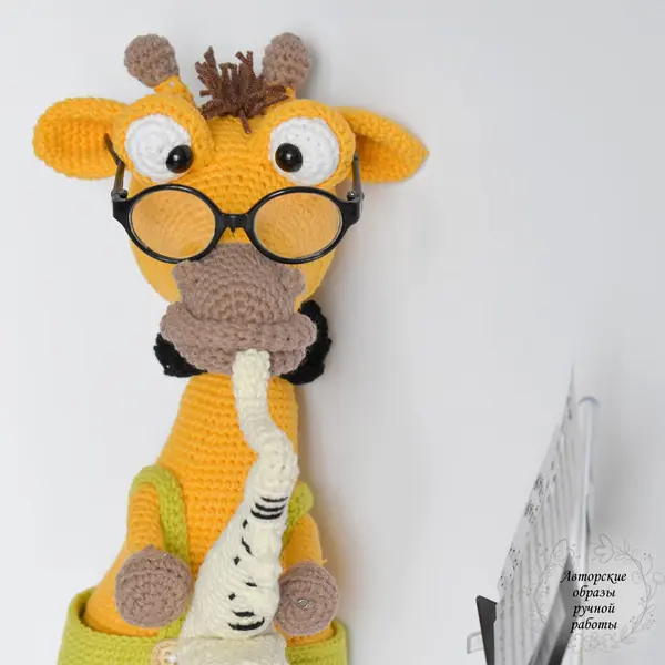 Giraffe with saxophone Author's handmade images