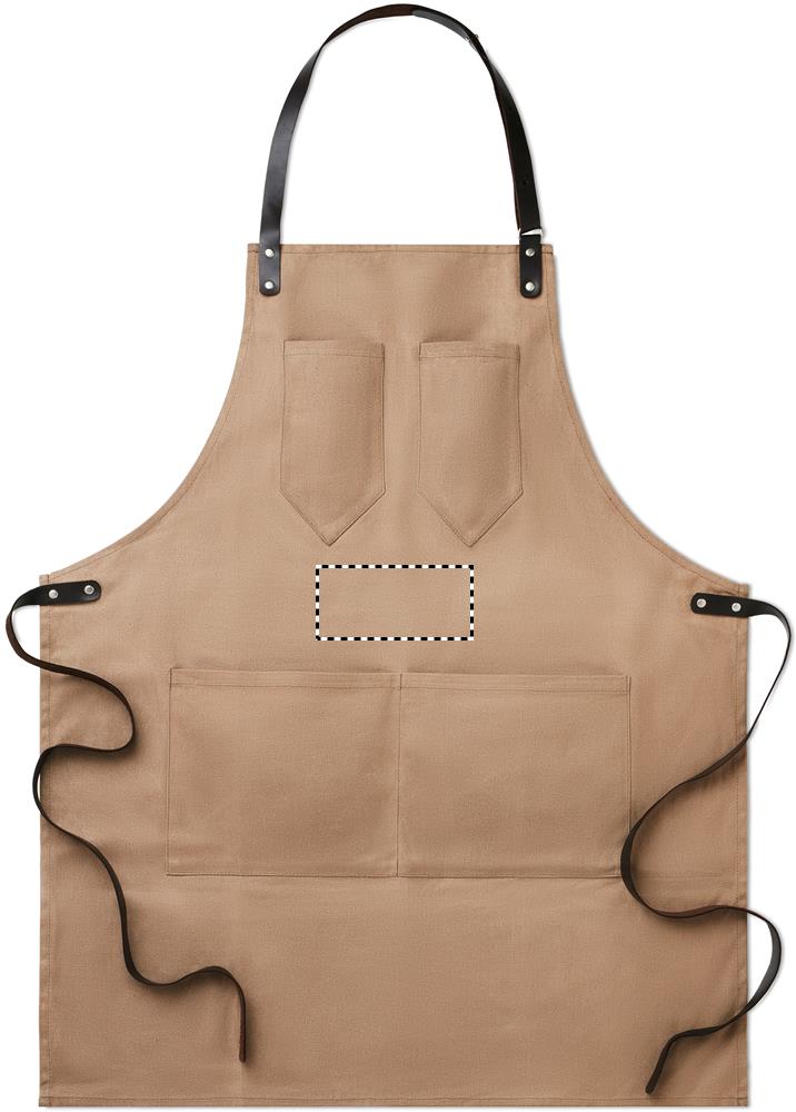 Apron in leather front above pockets 67