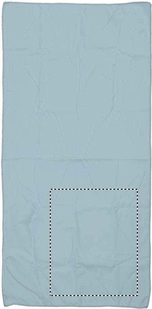 Sport towel in nylon pouch towel e 04