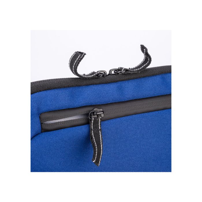 Pochette blu dettaglio