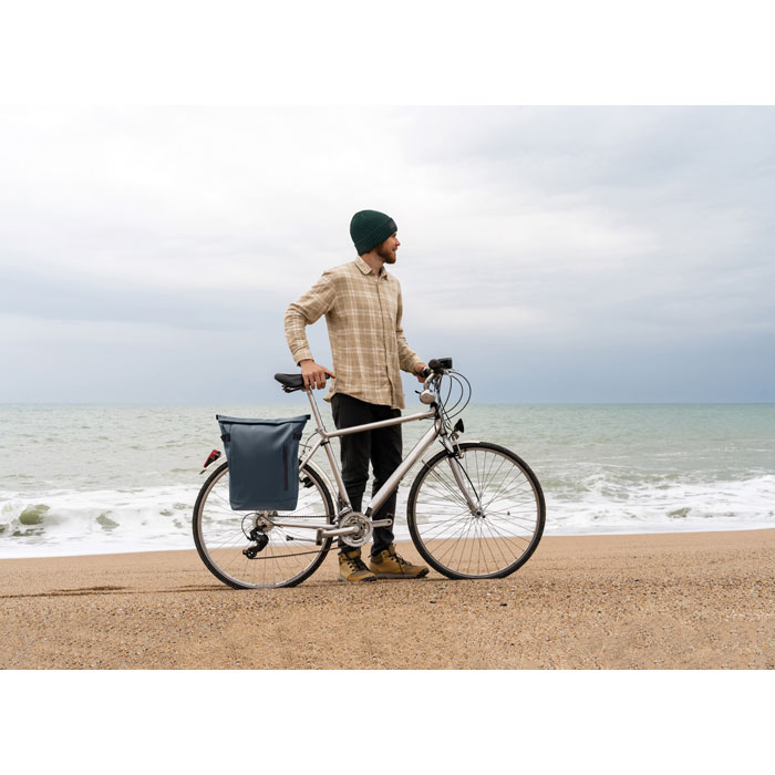 PU bicycle laptop backpack 20L Blu item ambiant picture