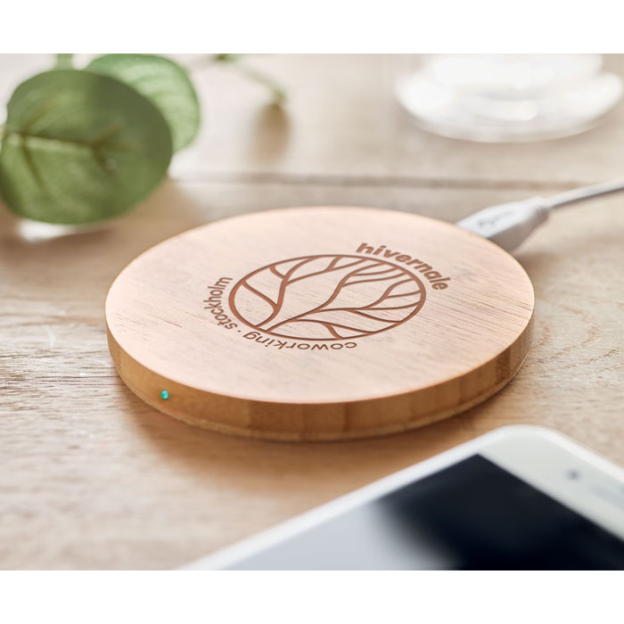 Wireless charger bamboo 5W Legno item ambiant picture
