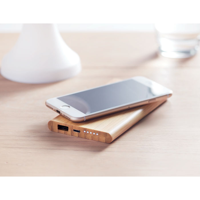 Powerbank wireless wood item ambiant picture
