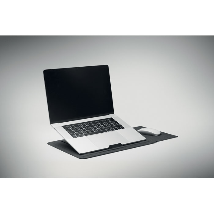 16 inch felt laptop sleeve Nero item detail picture