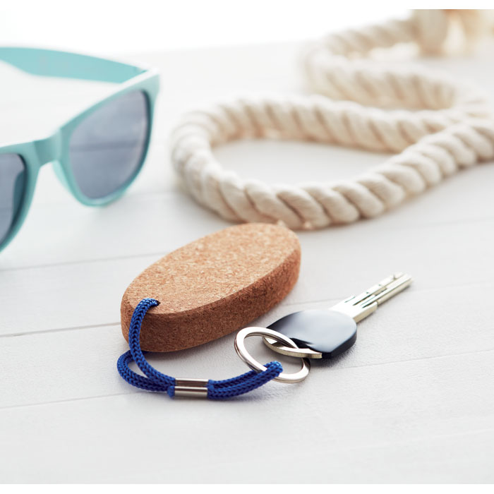 Floating cork key ring Blu Royal item ambiant picture