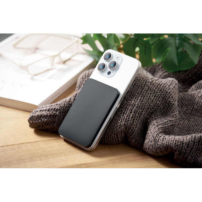 Powerbank magnetico da 20W Nero item ambiant picture