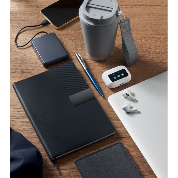 Notebook A5 in morbido PU Nero item ambiant picture