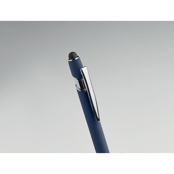 Penna in alluminio riciclato Francese Navy item ambiant picture