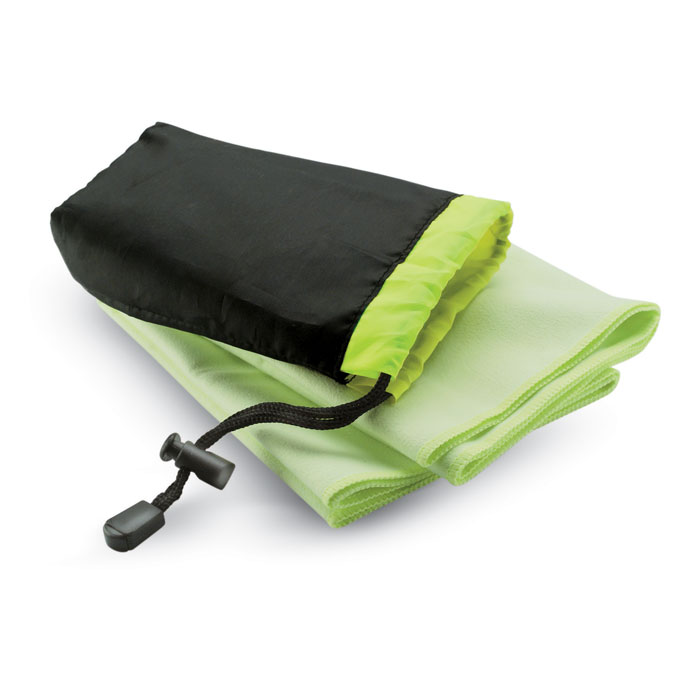Sport towel in nylon pouch Verde item picture front