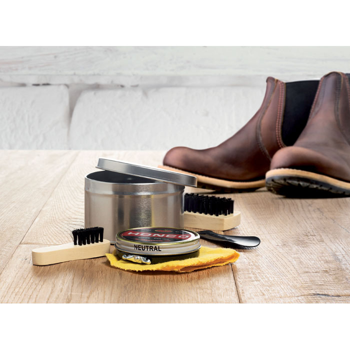Shoe polish kit Argento Lucido item ambiant picture