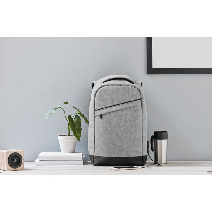 2 tone backpack incl USB plug Grigio item ambiant picture