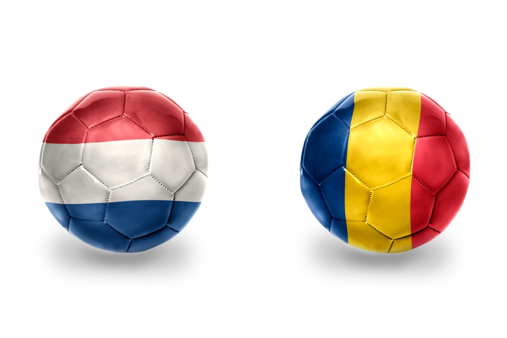 Realistic,Football,Balls,With,National,Flags,Of,Romania,And,Netherlands