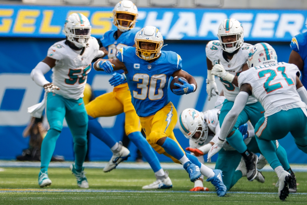 Scommettere,Sul,Football,Americano,Con,20Bet,Foto,Di,Una,Azione,Tra,Los,Angeles,Chargers,E,Miami,Dolphins