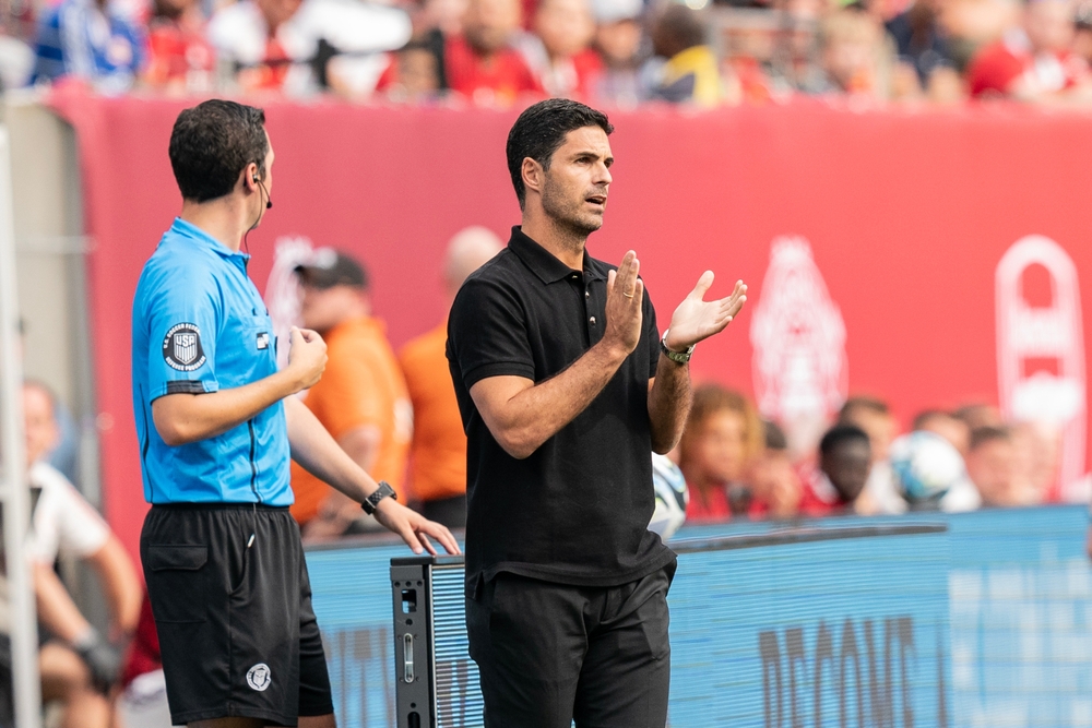 Manager,,Head,Coach,Mikel,Arteta,Of,Arsenal,Fc,Watches,From