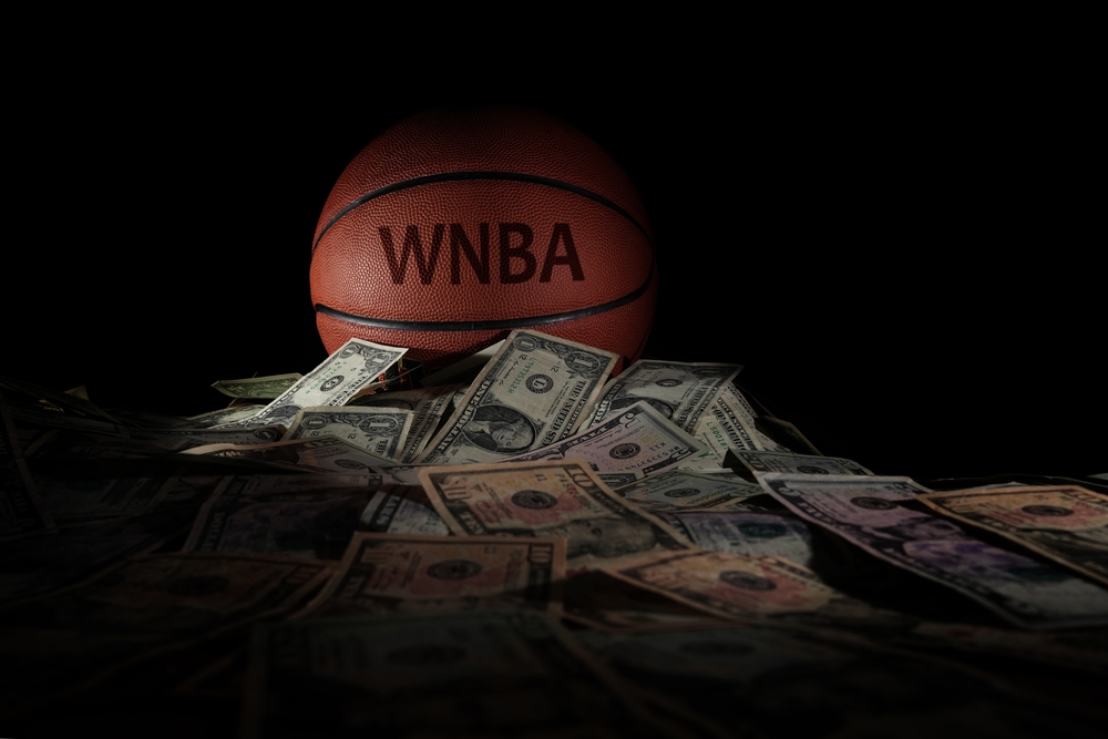 Chi,Vincerà,La,WNBA,2024,Foto,Con,Pallone,WNBA,E,Banconote,Su,Sfondo,Nero