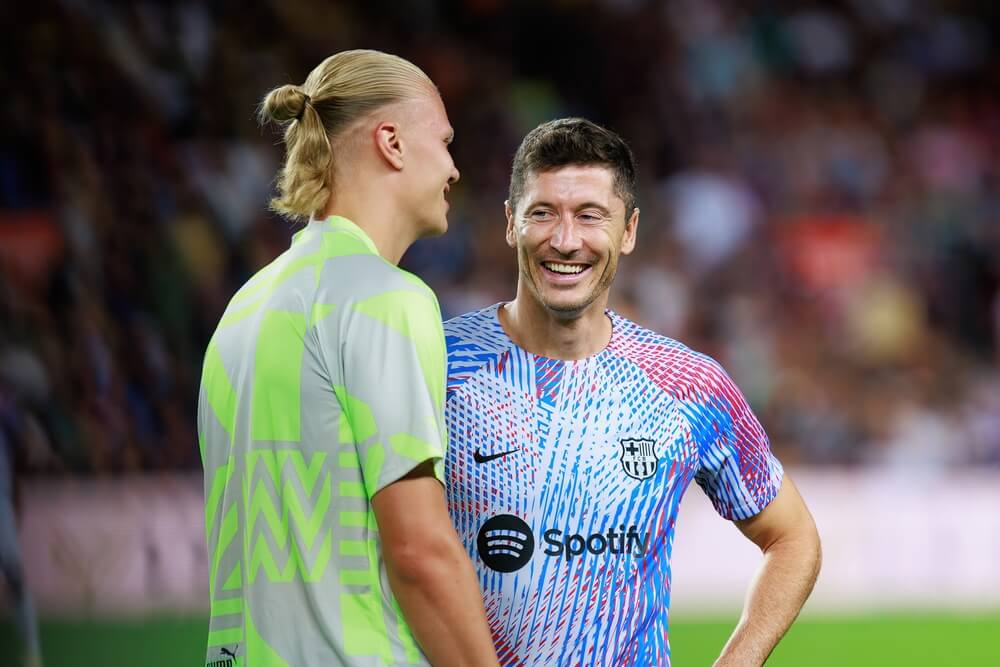 Barcelona, ,Aug,24:,Haaland,(l),And,Lewandowski,(r),Talk