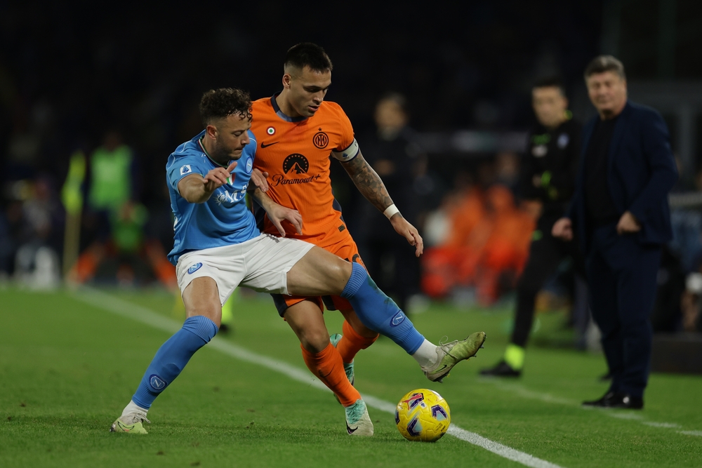 Ssc,Napoli's,Amir,Rrahmani,And,With,Forward,Lautaro,Martinez,During