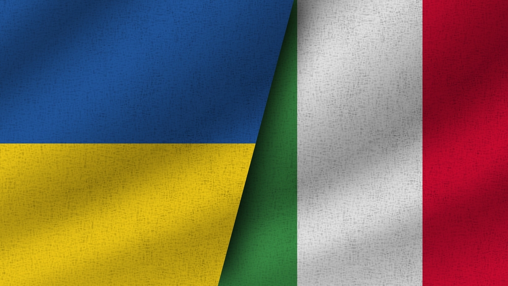 Italy,And,Ukraine,Realistic,Two,Flags,Together,,3d,Illustration,Ucraina-Italia