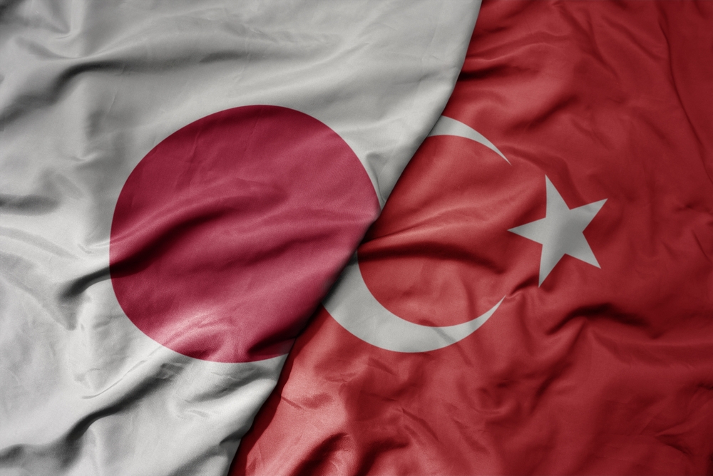 Big,Waving,National,Colorful,Flag,Of,Japan,And,National,Flag,Giappone-Turchia