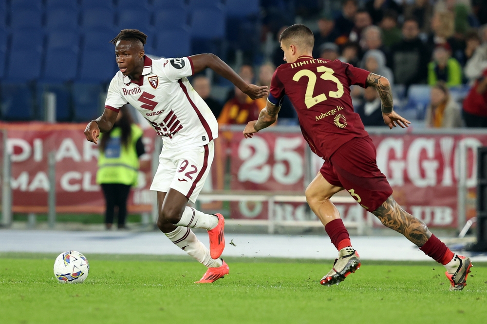 Rome,,Italy,31.10.2024,:,Alieu,Njie,Of,Torino,,Gianluca,Mancini,Inter-Torino