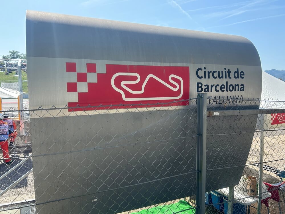 Circuit,De,Barcelona,Sign,On,Back,Of,Marshal,Stand,At,GP,Di,Catalogna