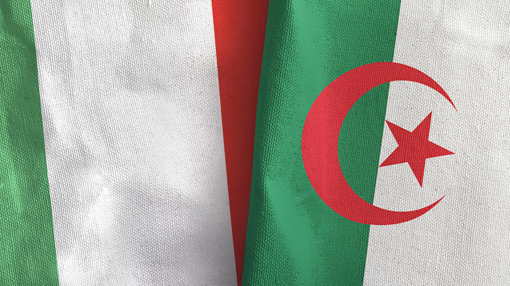 Algeria,And,Italy,Two,Folded,Flags,Together,3d,Rendering,Italia-Algeria
