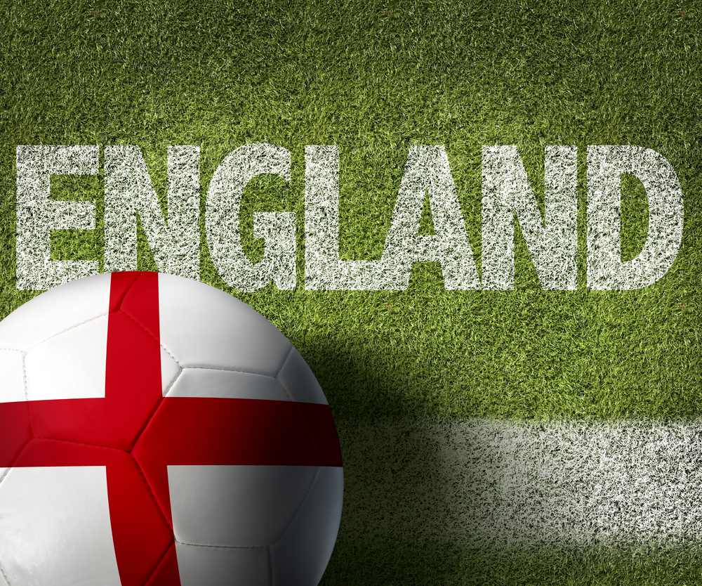 Soccer,Field,With,The,Text:,England.Scommesse multiple Under/Over 10a giornata di Premier League
