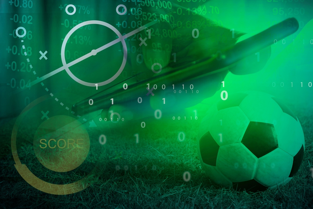 Football,Live,Score,And,Sport,News,Reporter,On,Mobile,,