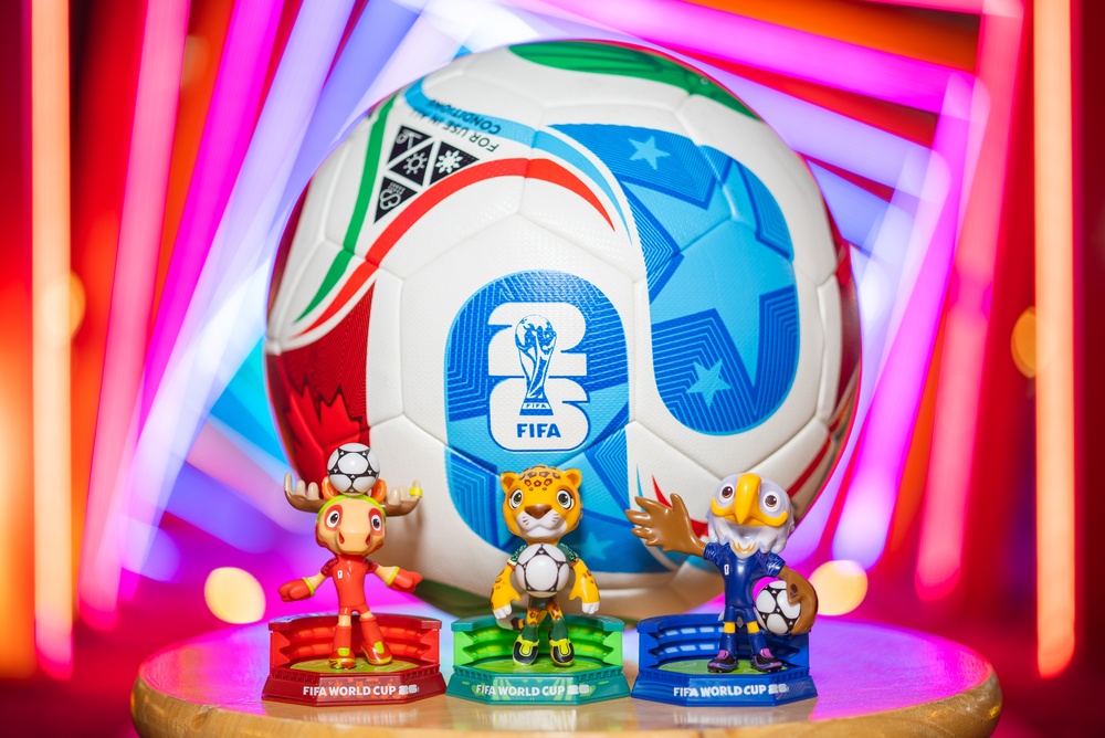 Zhongshan,China february,16,2026:,Official,Mascots,And,The,Soccer,For,sorteggio mondiali 2026