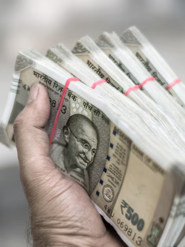 धन प्राप्ति के लिए क्या करना चाहिए?